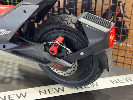 Les deux essieux du nouveau Segway sont suspendus.