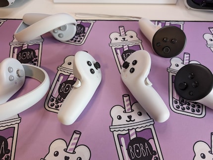 The controllers no longer need a bracket to track the headset’s sensors.