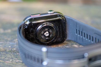 Les capteurs à l'intérieur de la Watch D2.