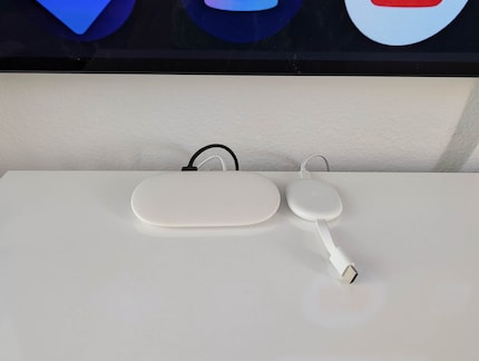 Le Google Streamer est bien plus grand que le Chromecast avec Google TV.