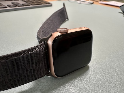 A 46 mm strap on a small 41 mm watch doesn’t look great.