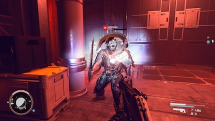 Dark corridors, bloodstained walls, fast opponents – Shattered Space also comes with a pinch of space horror.