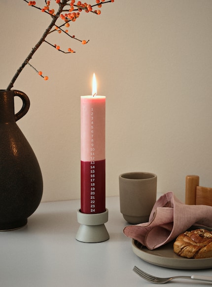 Les bougies calendrier apportent une note de fraîcheur et de modernité à la période de l’avent.
