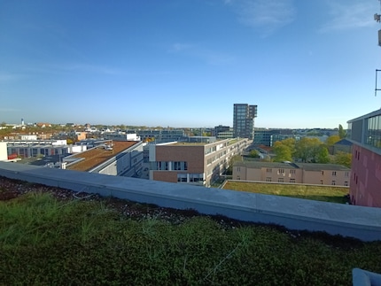 L’appareil photo ultra grand-angle est comparable à l’appareil photo principal, malgré la résolution plus faible, ce qui n’est toutefois pas un aspect positif ici.