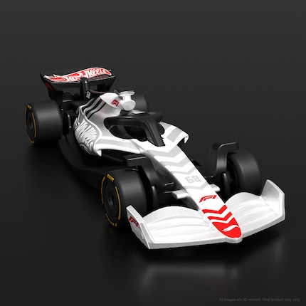 La voiture de F1 blanche est une pièce de collection avec une peinture spéciale portant l'inscription Hot-Wheels.
