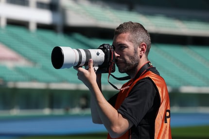 Like most professional telescopes, the RF 70-200 mm F2.8 L IS USM Z is available in white - or in black, if you prefer it more discreet.