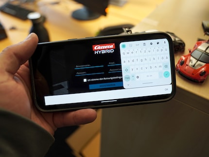 The app’s login screen’s confusing and difficult to read.