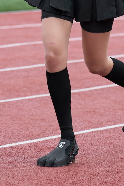 The rubber attachment can also be attached to other shoes.