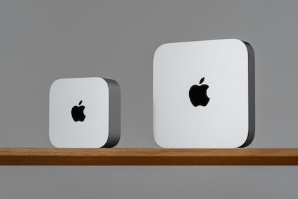 En comparaison, l’ancien Mac Mini (à droite) a l’air énorme.