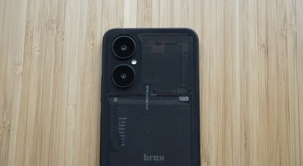 La face arrière du Brax3 est translucide.