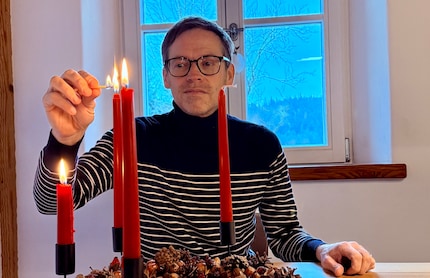 Torsten Geiling is a break-up counsellor. After the festive season, more people come to him when they want to break up.