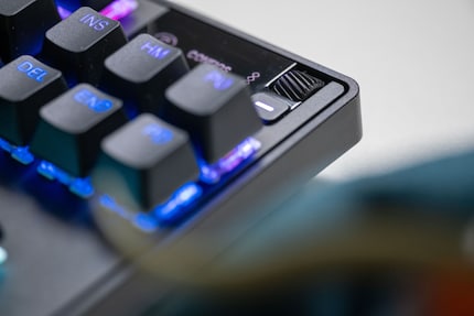 I don't like the gap around the keyboard.
