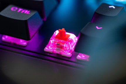The Omnipoint 3.0 switches are amazingly smooth.