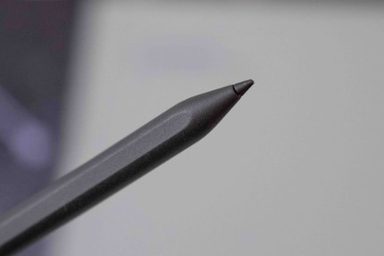 La pointe du stylet s'use assez rapidement.