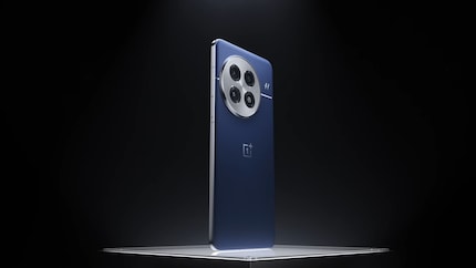 Avec ses 6,8 pouces, le Oneplus 13 est plutôt grand.