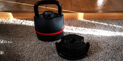 Une kettlebell, de nombreux poids : la SelectTech 840 de Bowflex pour la maison.