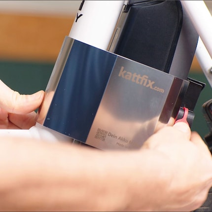 The mechanical theft protection for e-bike batteries should be installed in no time at all.