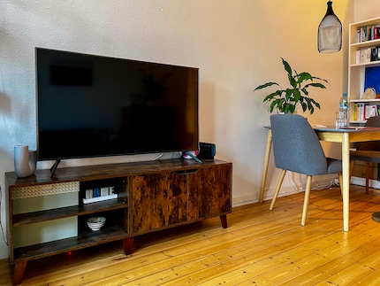 Le meuble TV a été mon premier article de Vasagle. Regardez l’œuf de Yoshi en arrière-plan, blotti contre la Switch.