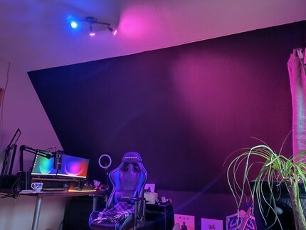 La pièce sera déjà colorée avec la triple illumination, mais je l'imaginais autrement.