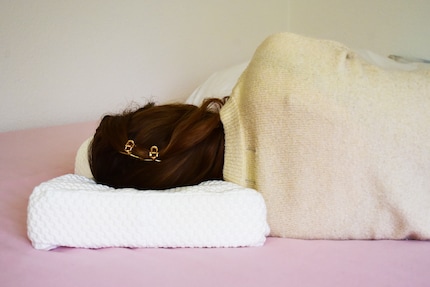 Fantastic! Here’s how you can sleep with earplugs in. If you don’t move around too much.