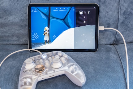 Certains jeux prennent également en charge une manette.