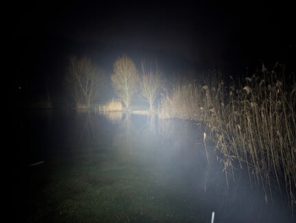 Nitecore HC65 UHE.