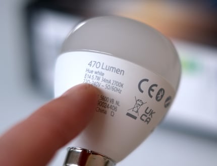 Vous trouverez la valeur de lumens dans les données produit dans la boutique. Elle est également indiquée sur l’ampoule.