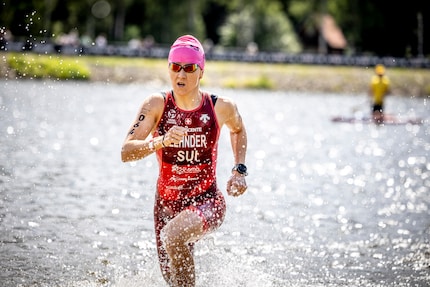 It’s really important to Anna Zehnder that her bra dries quickly after swimming.