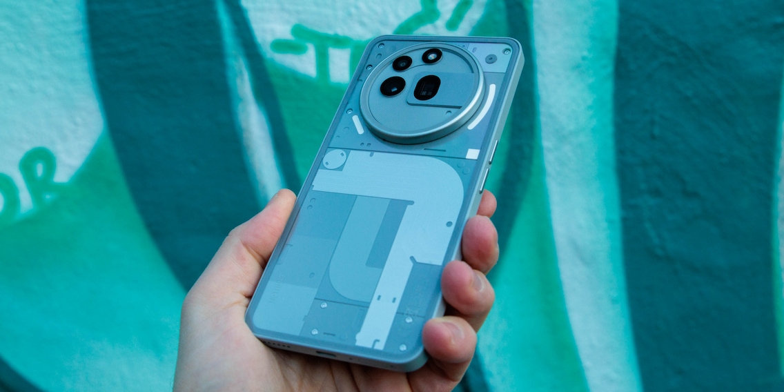 Nothing Phone (3a) Pro à l'essai : 20 millimètres coûtent en plus