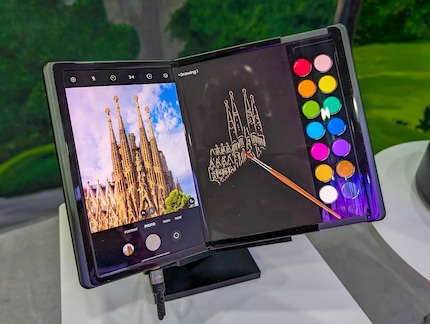 Plier et tirer : le concept d’écran Flex Hybrid de Samsung.