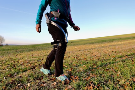 The exoskeleton can be put on in just a few simple steps and provides power for e-hiking.