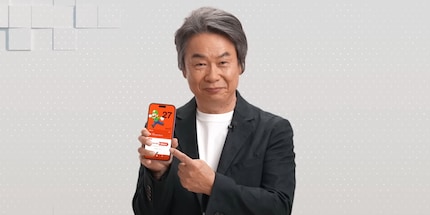 Shigeru Miyamoto présente l'application pour smartphone.