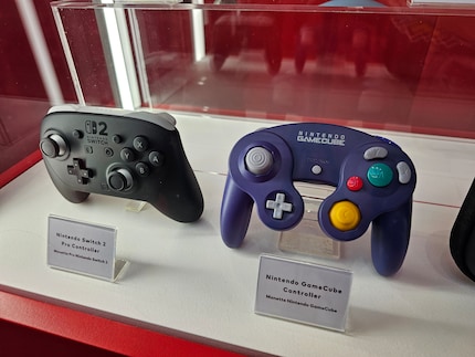 Manette Pro et manette Gamecube.