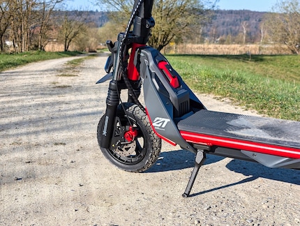 The Segway has a high and wide footboard and massive suspension.