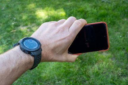 La communication permanente entre le smartphone et la montre de sport me tape sur les nerfs.