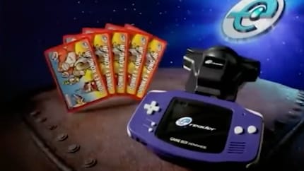 L’e-Reader permet de lire des cartes spéciales sur la GBA pour débloquer du contenu de jeu supplémentaire.