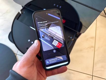 Installing the robot via app and QR code is quick and easy.