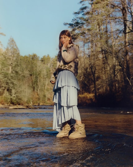 You can supposedly wade through the water with the «Mini Boot».