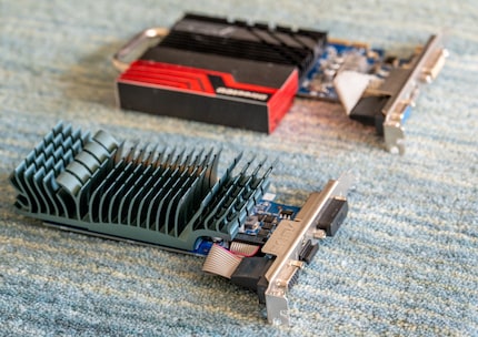 La 4K est disponible avec la GT 710 (devant).