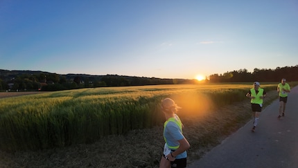 Le coucher de soleil offre un décor magnifique.