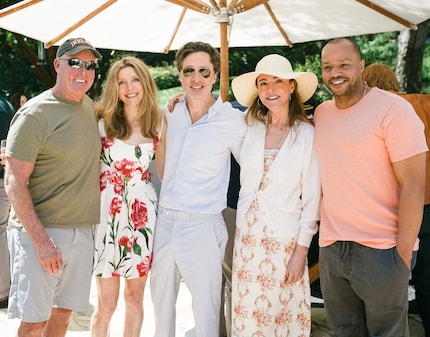 Beaucoup d'acteurs sont encore de bons amis. Sur la photo, de gauche à droite : John C. McGinley, Sarah Chalke, Zach Braff, Christa B. Miller et Donald Faison.