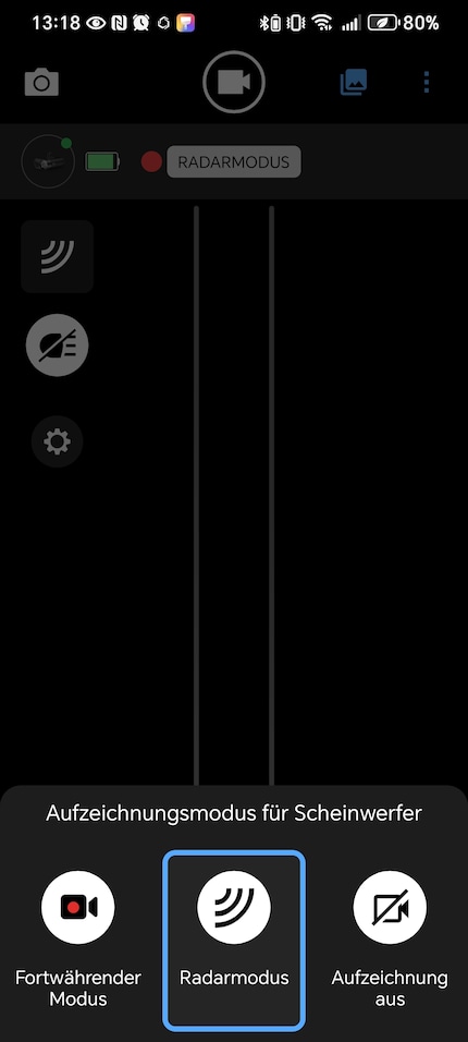 The dashcam can record in two modes.