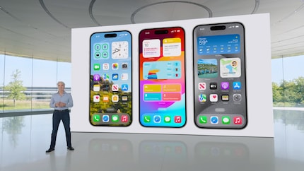 Le directeur logiciel, Craig Federighi, lors de la présentation d’iOS 18. L’interface de la version 26 devrait s’en distinguer. 
