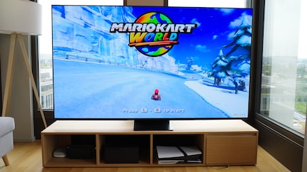Je me suis offert le Samsung QE83S95F lors du lancement et j’en suis très satisfait, notamment combiné à la Switch 2.