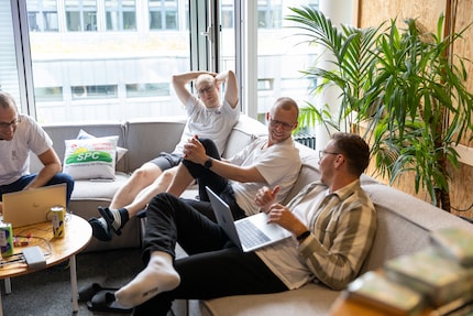 Ça ressemble à une pause, mais c’est en fait un brainstorming.