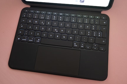 Pratique : les touches sont rétroéclairées lorsque l’appareil se trouve dans une pièce sombre.