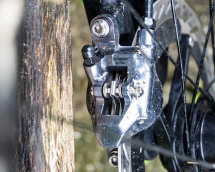 Der Bremssattel von Shimano.