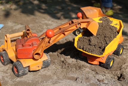 The Shovel Digger #301 at work.