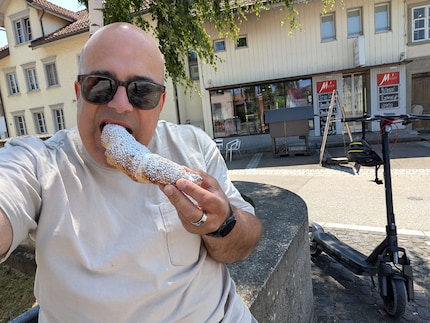 An almond croissant shortly before the end of my grand tour