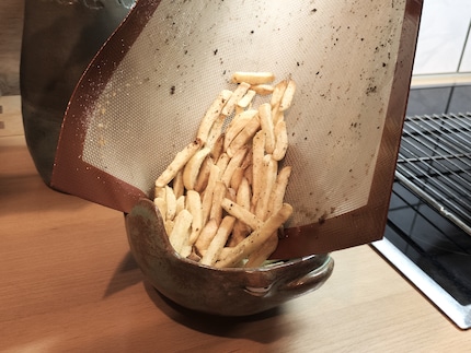 Quand on les croque, elles sont croustillantes à l’extérieur et moelleuses à l’intérieur. C’est exactement comme ça que je les aime. Le seul moyen de les rendre encore meilleures serait de les passer à la friteuse.